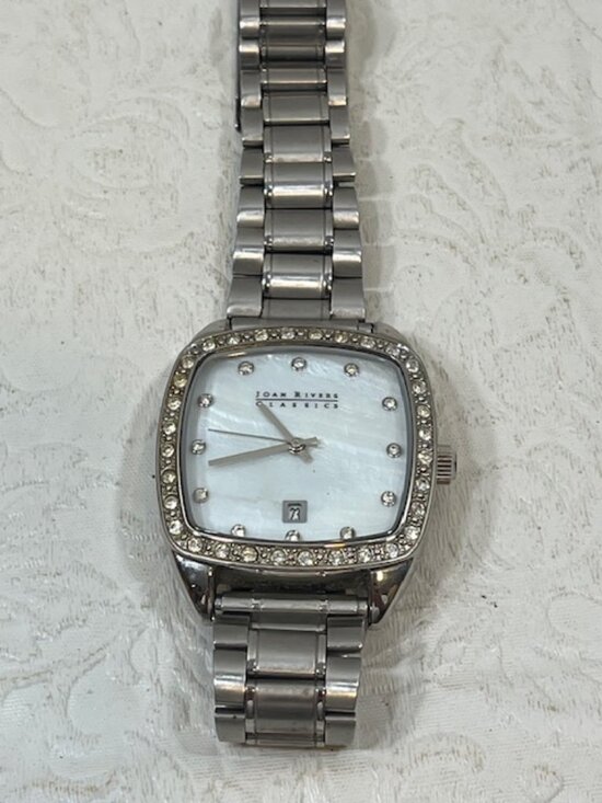VTG Joan Rivers Classic Collection Crystal Face Silver-Tone Metal Bracelet Watch main image 8